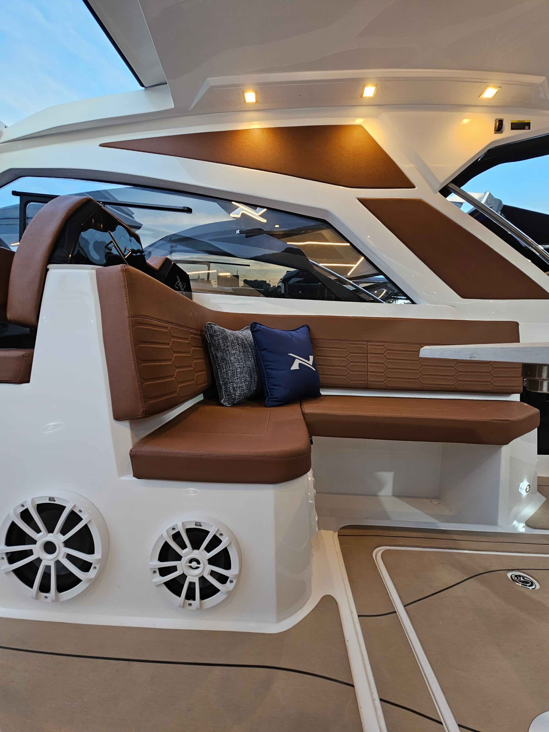 NX 370 HT São Sebastião foto 9