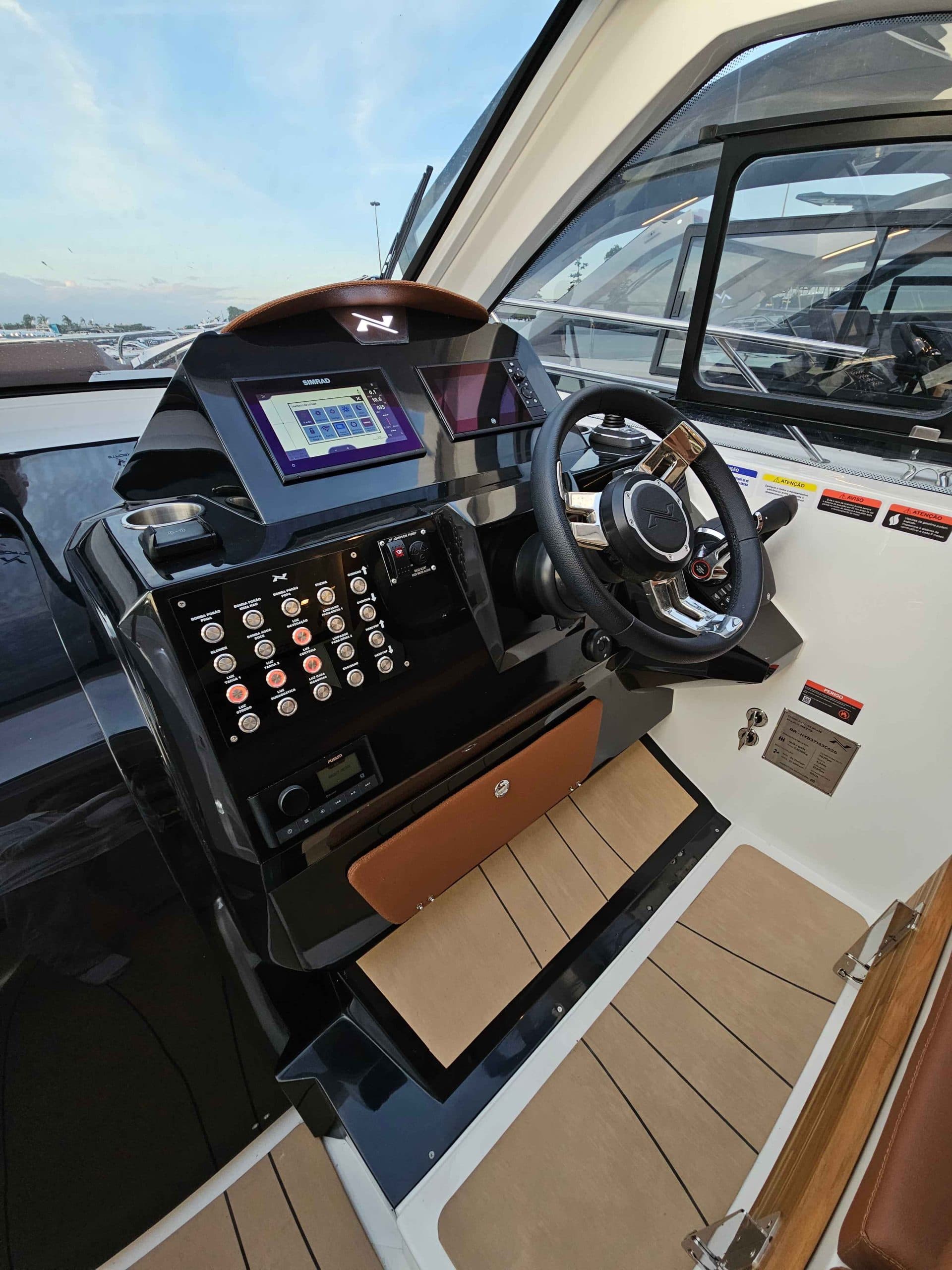 NX 370 HT São Sebastião foto 14
